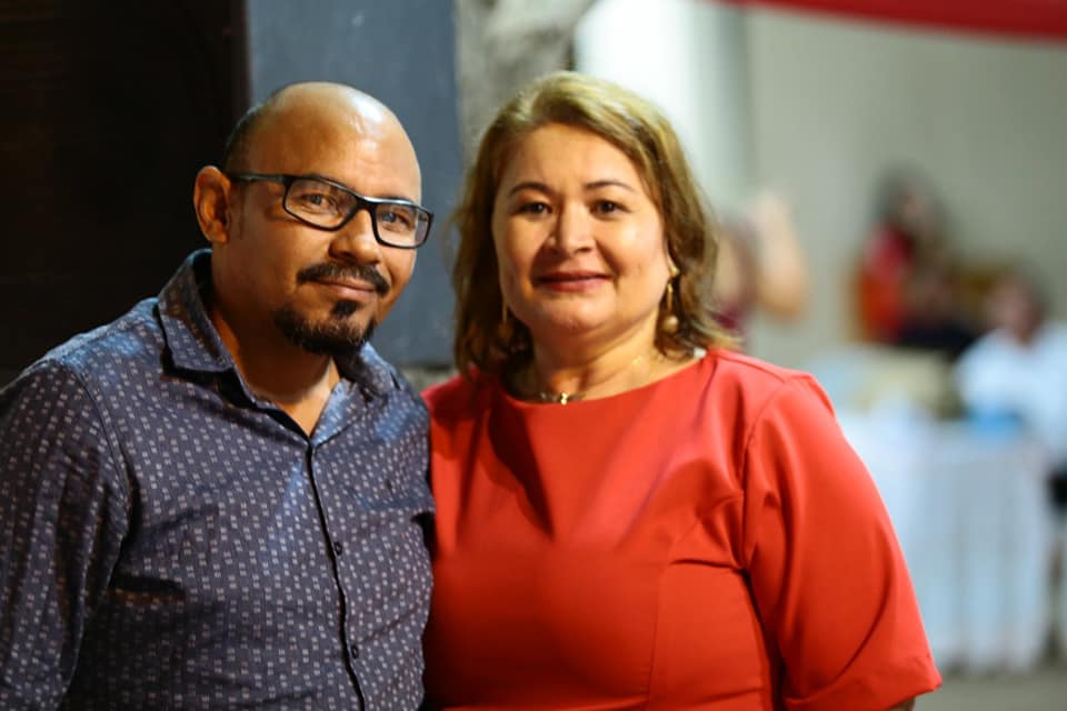 Assessora de Gabinete Ilana Reis recebe o divino espírito santo em sua casa