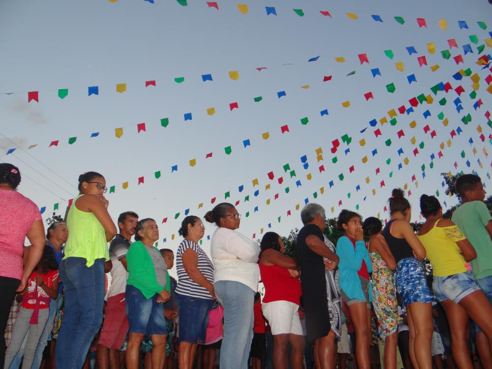 São Pedro do PI | Alvorada e café comunitário abrem oficialmente as festividades do município 