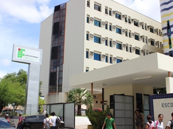 IFPI oferta 80 vagas em cursos de Administração e Agropecuária para o Campus de Valença