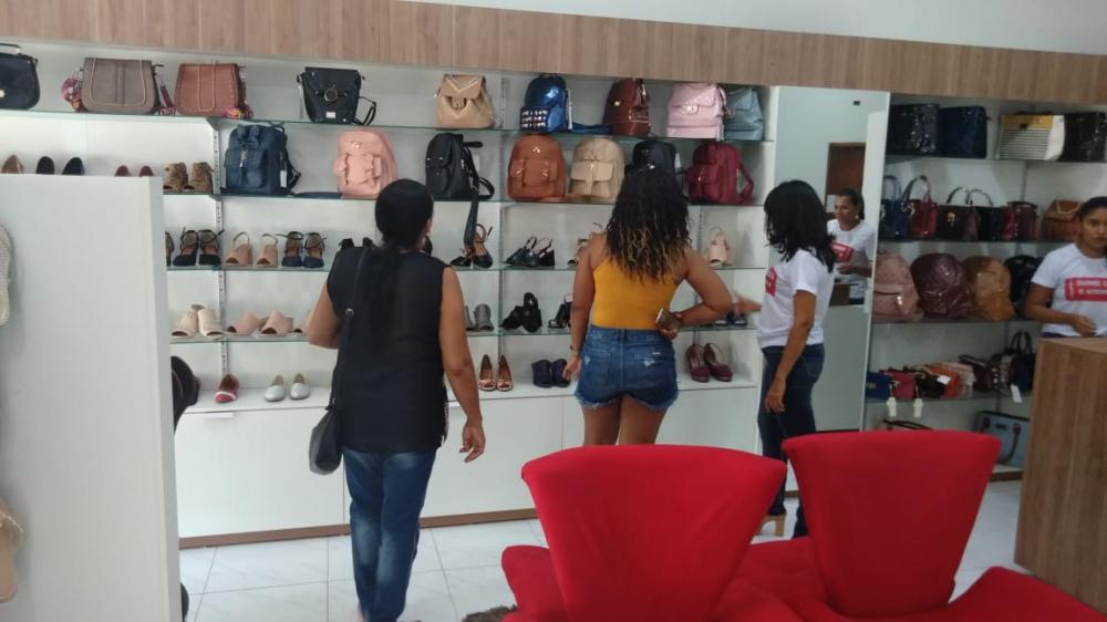Charme Calçados e Assessórios é inaugurada em Valença do Piauí