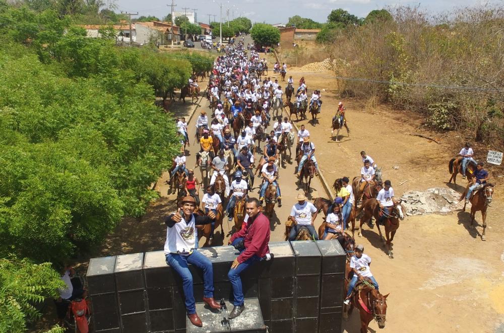 Tradicional Cavalgada dos Amigos é realizada em Hugo Napoleão; veja imagens