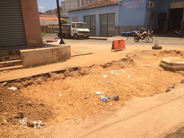 Obra de drenagem da BR 316 foram retomadas