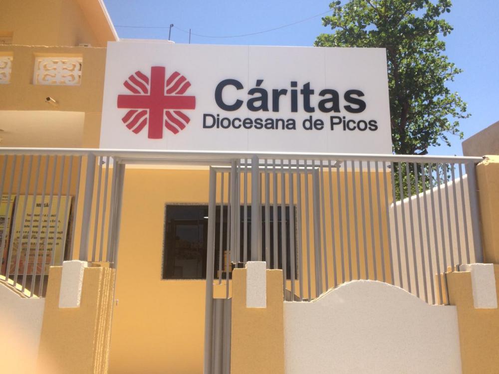 Diocese de Picos inaugura novas instalações da Cáritas Diocesana