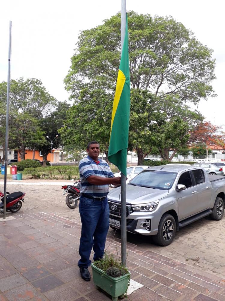 Hoje é o aniversário do presidente da Câmara de Vereadores de Valença do Piauí