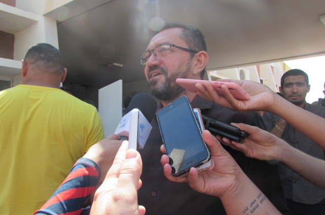 Prefeito de Picos padre Walmir Lima (PT) desmente boatos que estaria emigrando para o PSB
