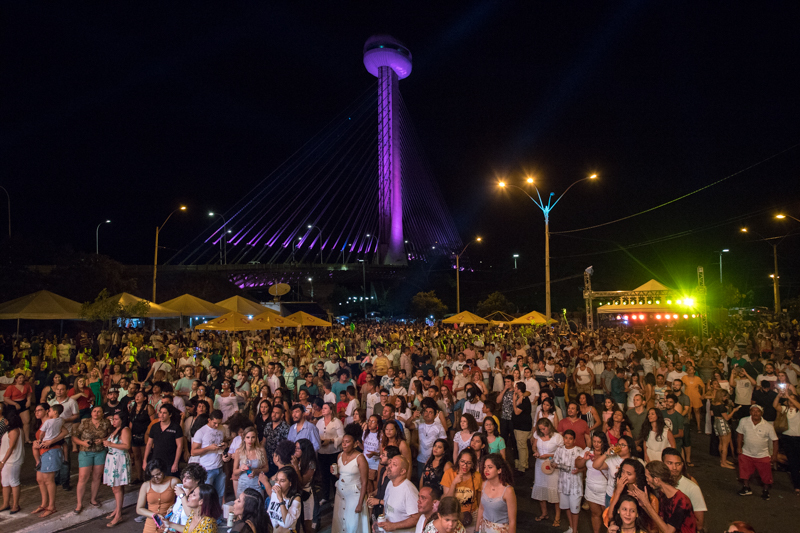 Veja como foi a festa de de Réveillon da Família em Teresina na Ponte Estaiada