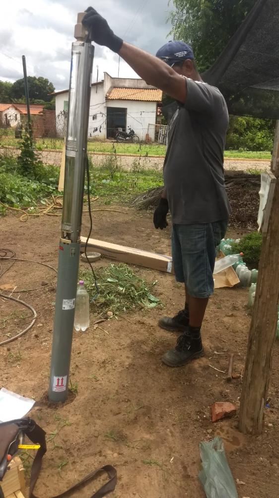 Prefeitura Municipal instala nova bomba d’água no bairro Vale Verde
